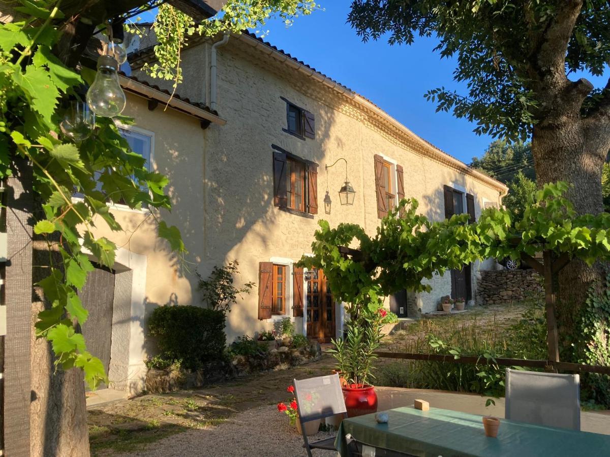 Les Deux Chevaux Chambres D'Hotes Rouvenac 외부 사진