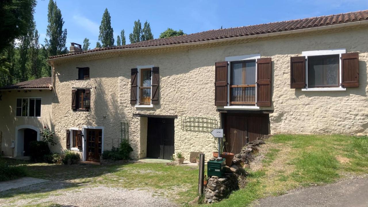 Les Deux Chevaux Chambres D'Hotes Rouvenac 외부 사진